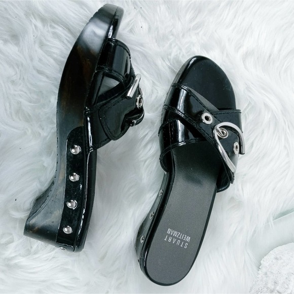 Stuart Weitzman Shoes - NWT STUART WEITZMAN Black Patent Leather Horse Bit Buckle Wood Sole Sandals 5.5